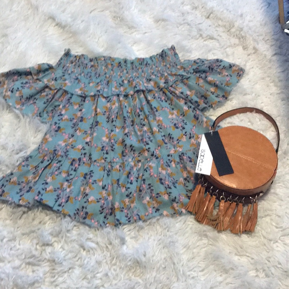 🔥Arabella green new romantic flo top.🔥 - Picture 4 of 8